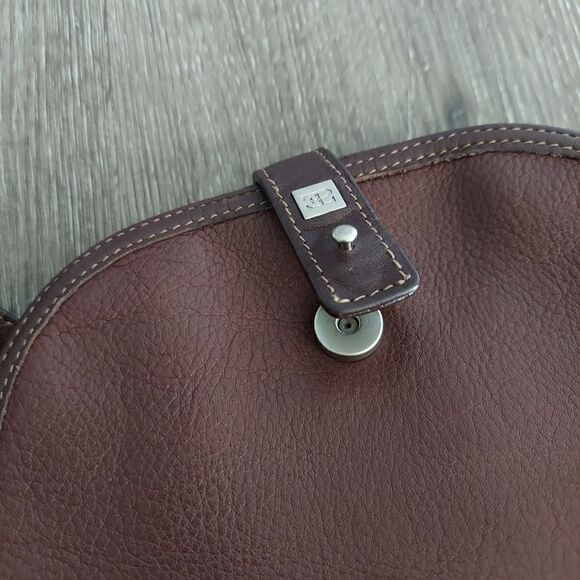 Vintage Brown Crossbody Bag - Picture 6 of 11